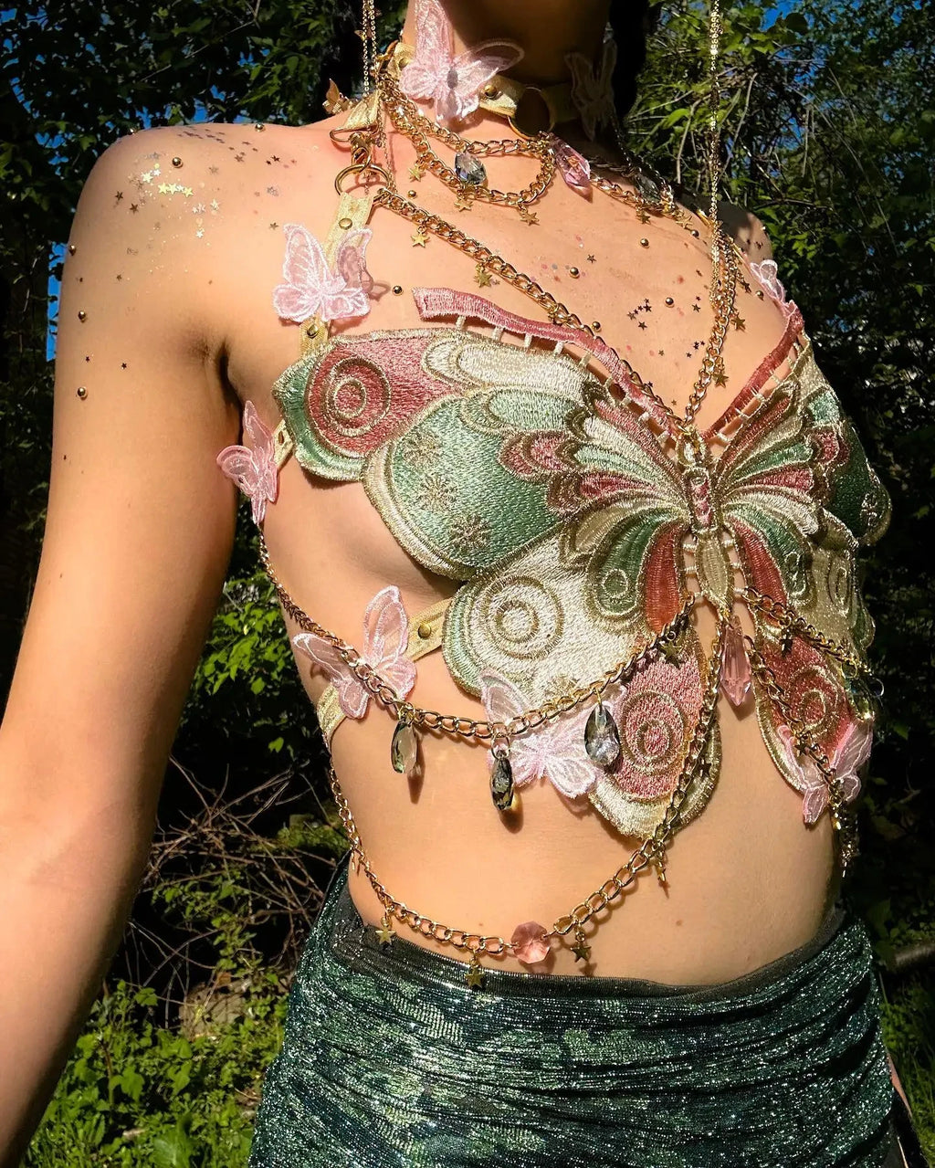 Women's Butterfly Embroidered Top Crystal Chain Sleeveless Cropped Top Camisole Backless Adjustable Sexy Beach Holiday Y2K Top