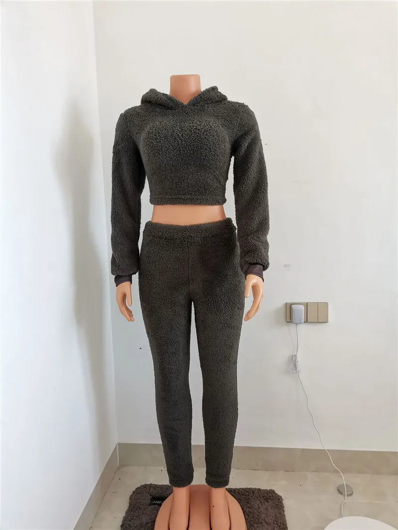 ITGIRLSOCIETY Cozy Hoodie & Pants Lounge Set