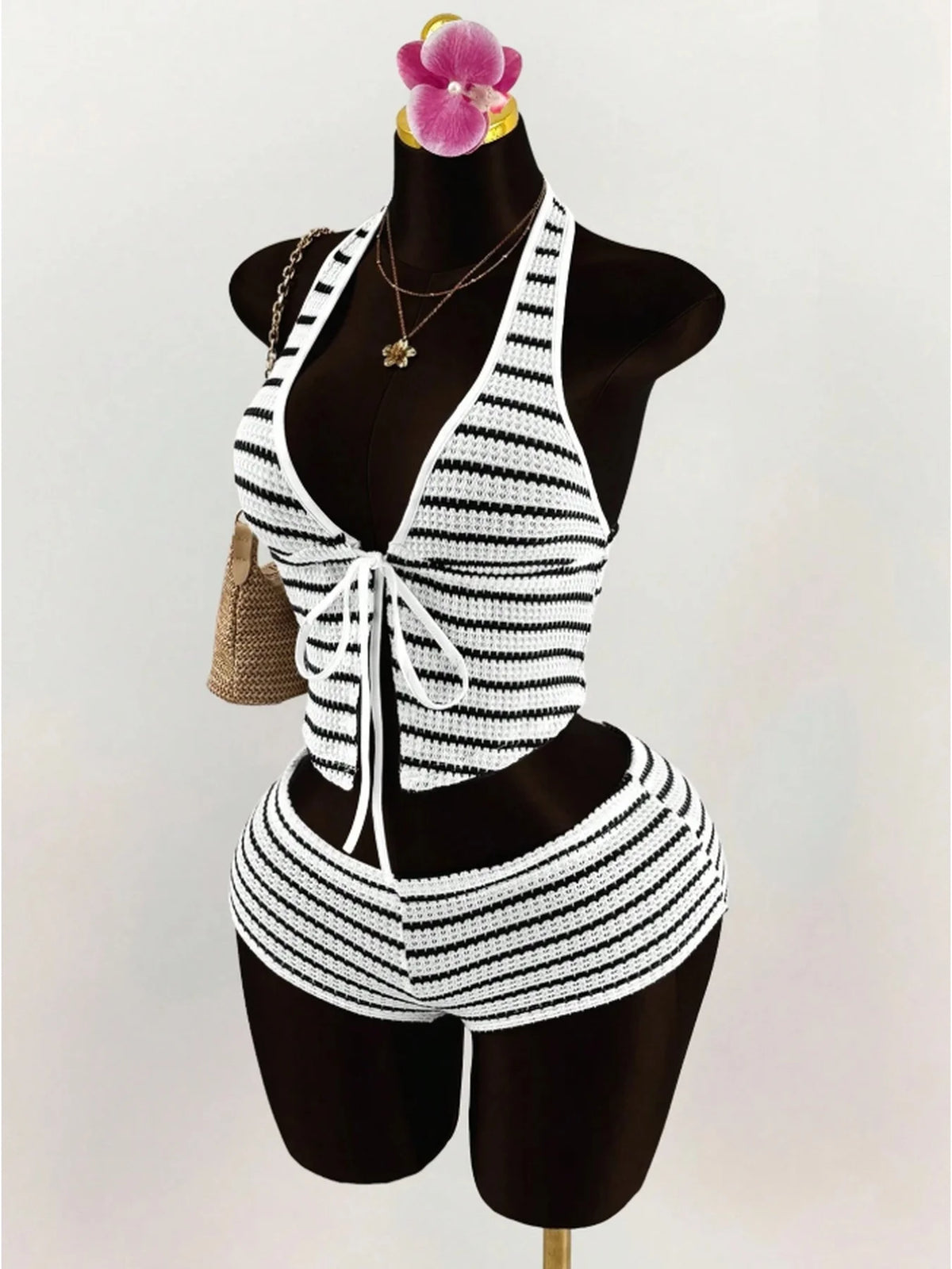 ITGIRLSOCIETY Color Block Tied Halter Two-Piece Set