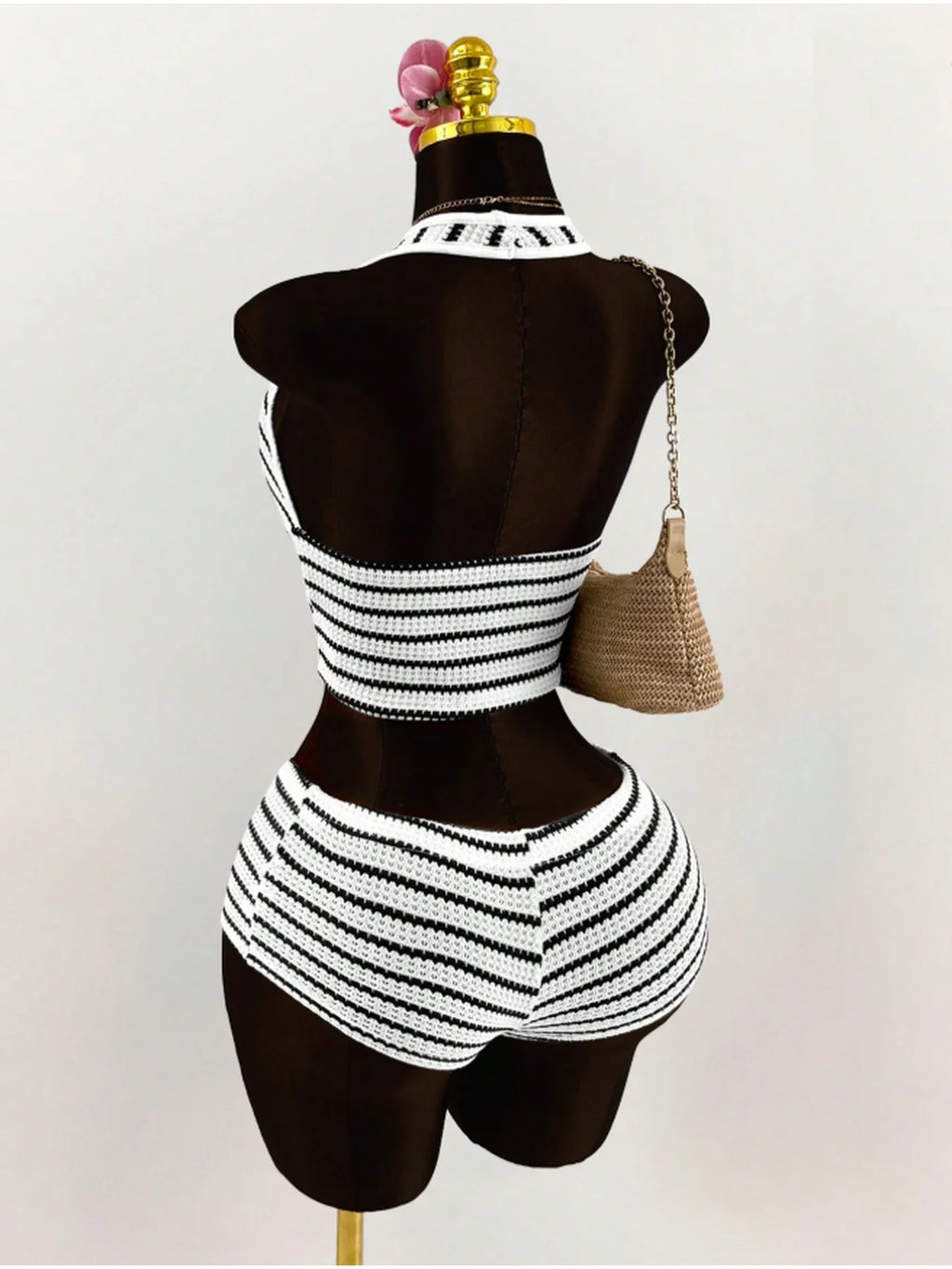 ITGIRLSOCIETY Color Block Tied Halter Two-Piece Set