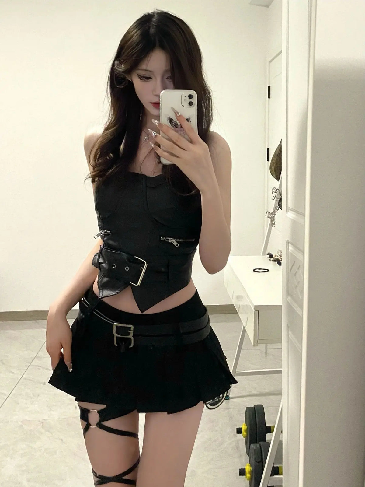 ITGIRLSOCIETY Retro Crop Top & Skirt Set