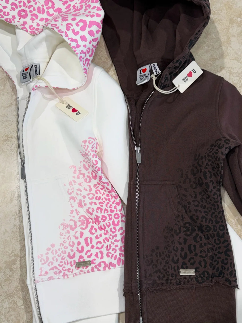 ITGIRLSOCIETY  Short Hooded Sweatshirt Flared Pants