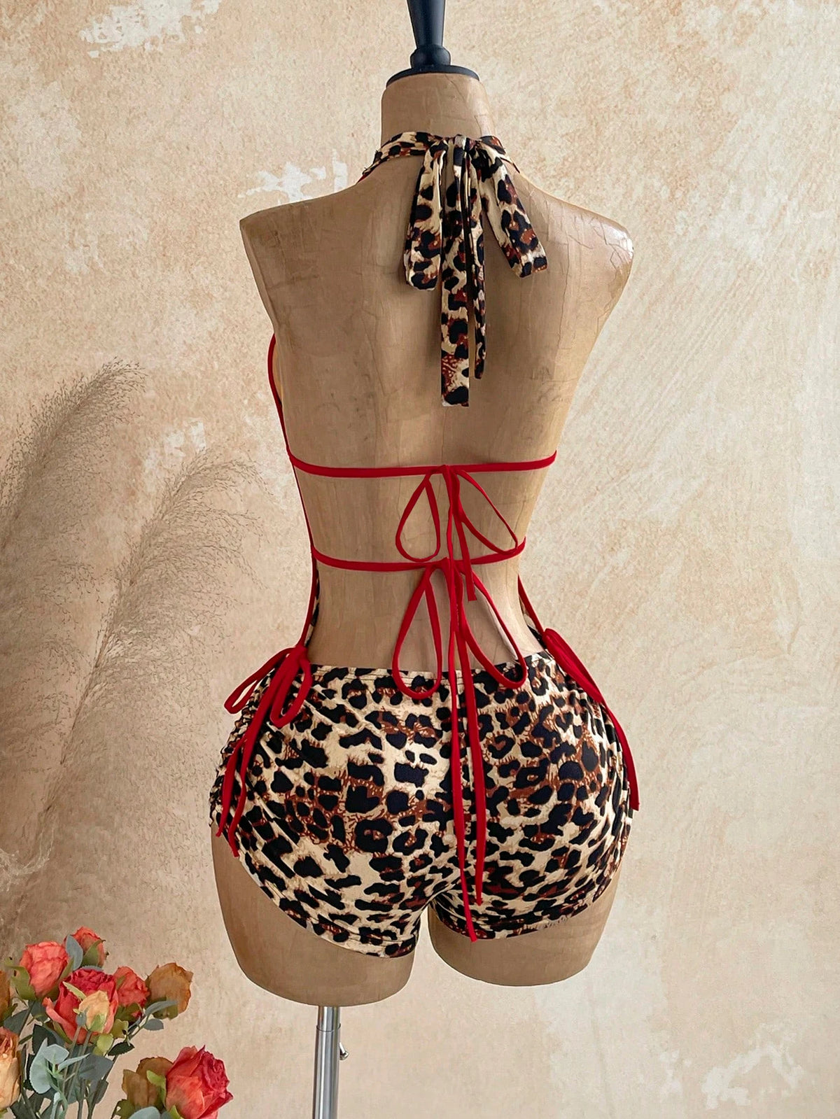 ITGIRLSOCIETY Leopard Print w/ Red Halter Neck Jumpsuit