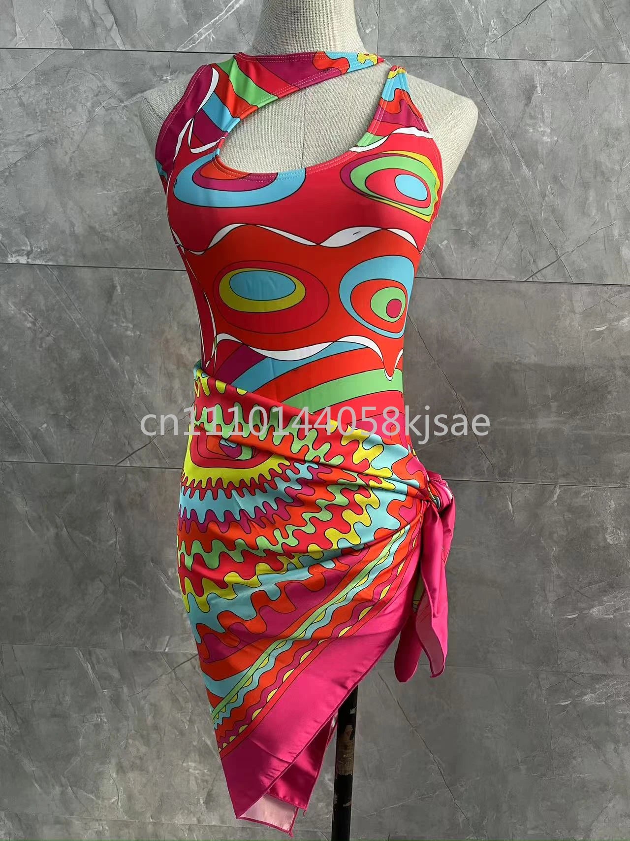 Classic Design Women's Red Bikini Sets Fashion Brand Lady Beachwear Headband Swimsuits Swimwear