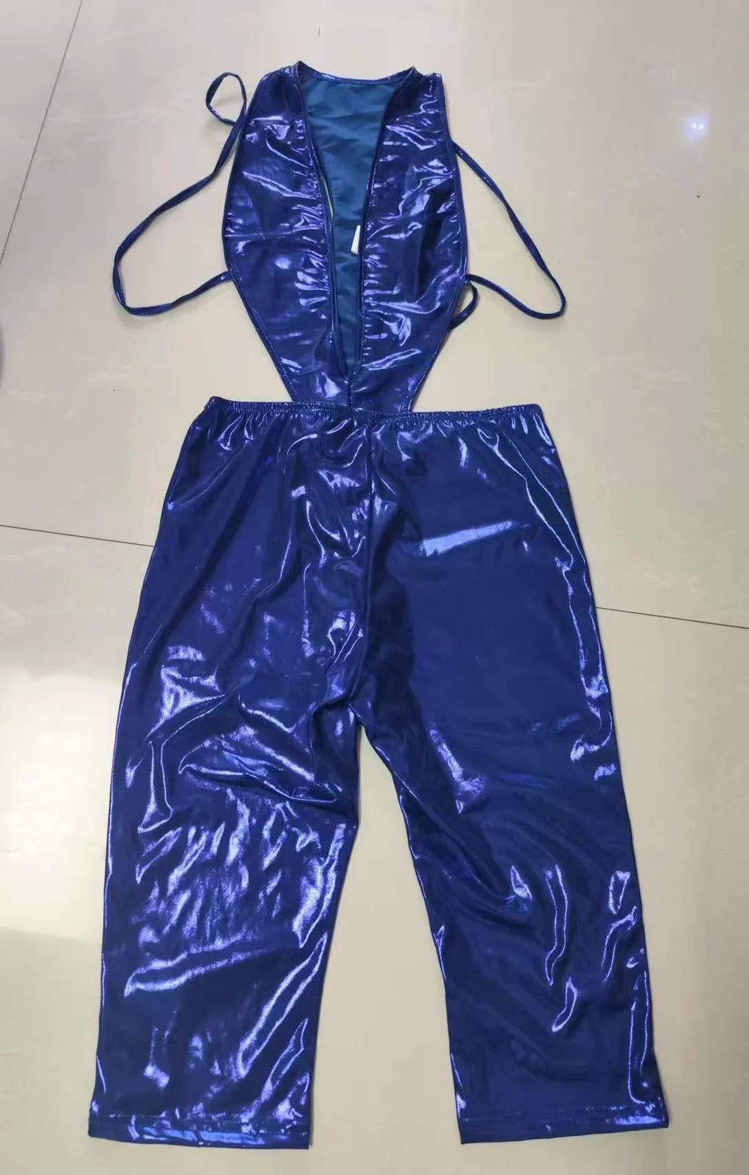 ITGIRLSOCIETY Metallic Crop Top & Pants Two-Piece Set