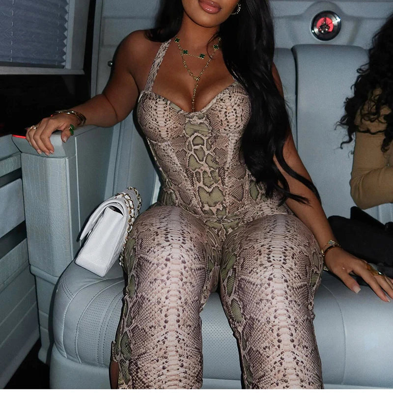 ITGIRLSOCIETY Serpentine Print Halter-Neck Backless Camisole & Cropped Pants Set