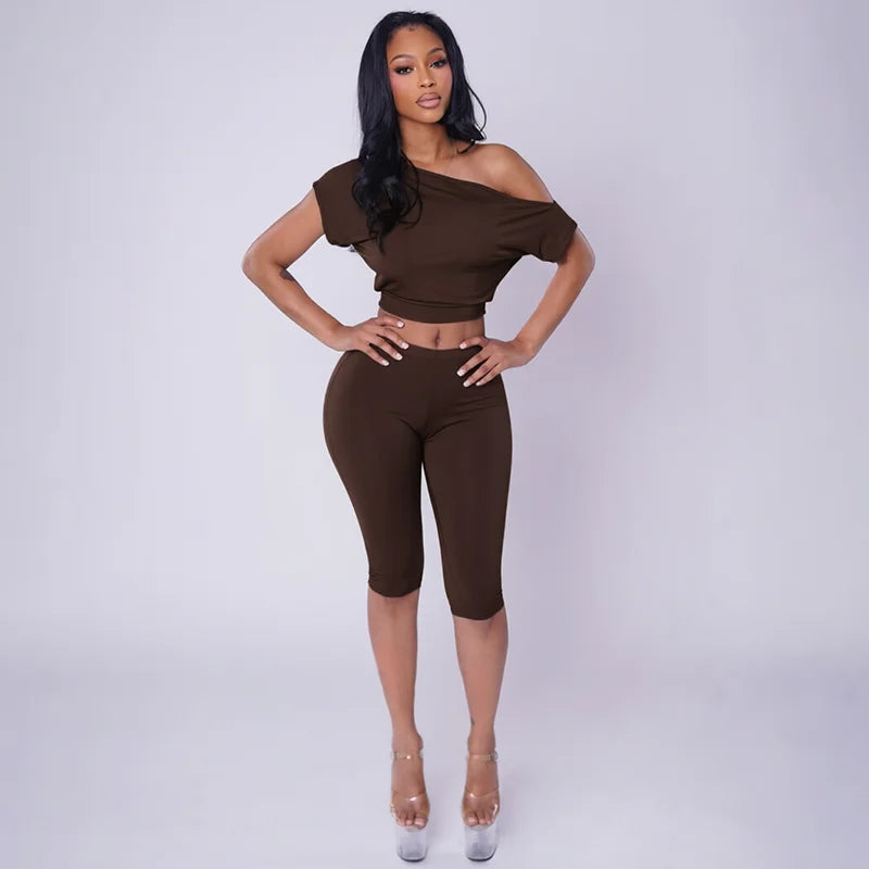 ITGIRLSOCIETY Off-Shoulder Top & Slim Pants Set